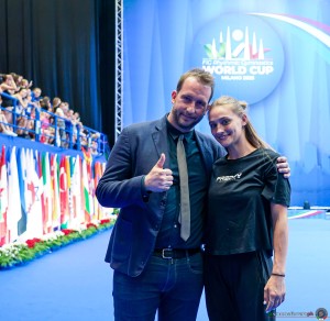 podium all around sf 05558 copia simone ferraro ph